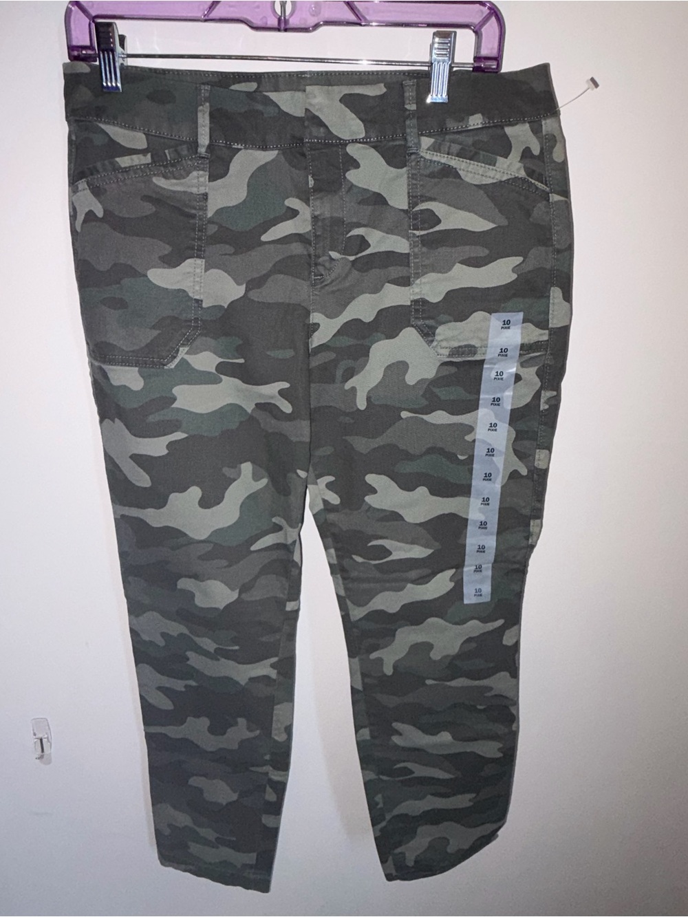 Old Navy Women's Green Camo Pull-On Leggings